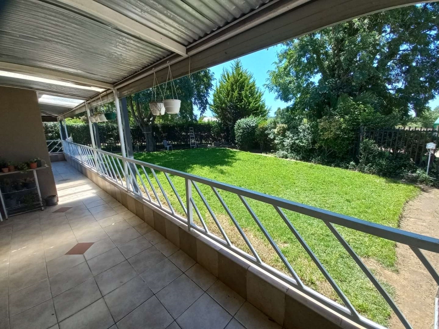 7 Bedroom Property for Sale in Ladybrand Free State